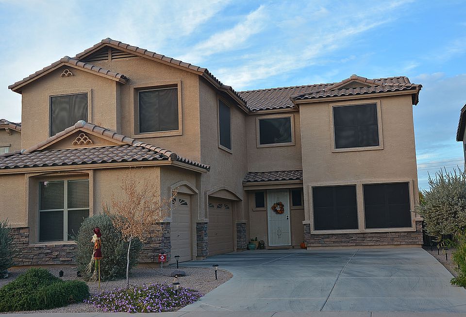 1st image of 3112 E Cowboy Cove Trl