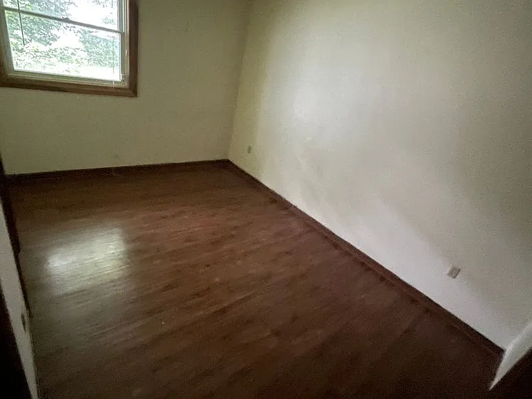 59 E Norwich Ave — Photo 16