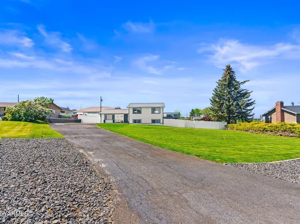 2106 S 69th Ave, Yakima, WA 98903