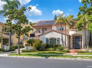 7 Bayleaf Ln, Irvine, CA 92620