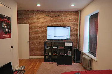 Rented by PMG Real Estate 