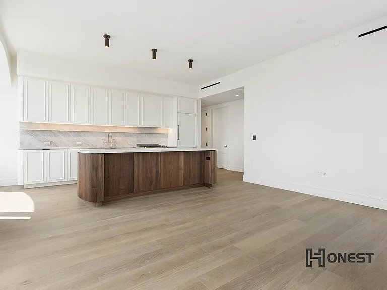 520 5th Ave #54A — Photo 7