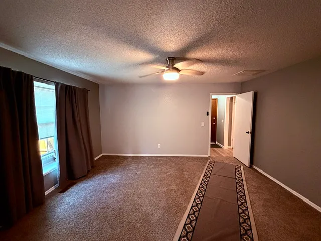 10013 Carnie Cir — Photo 11