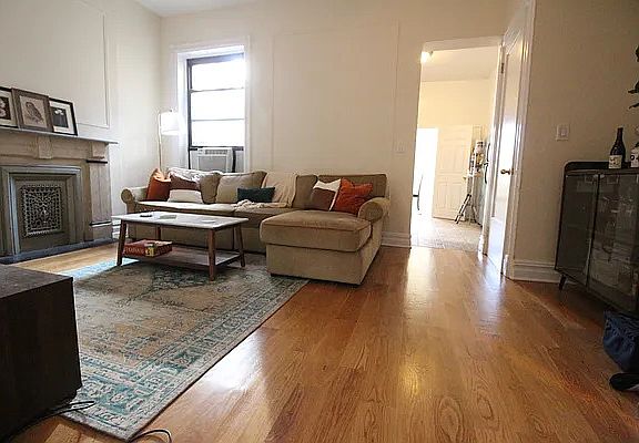 2nd image of 360 W 51st St #5A