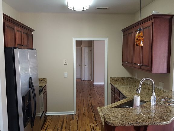 Kitchen with Granite