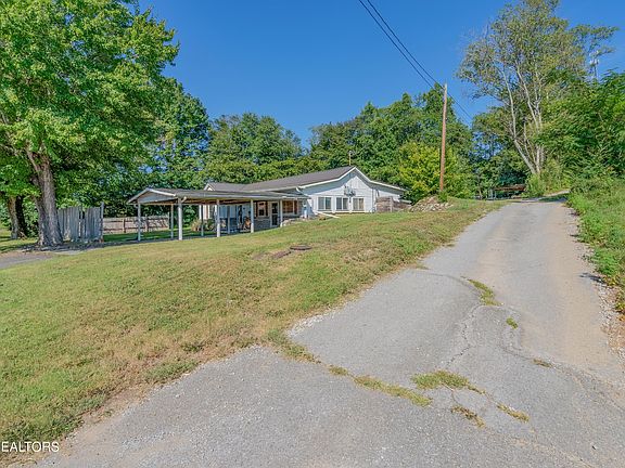 5th image of 1235 Gallaher Rd