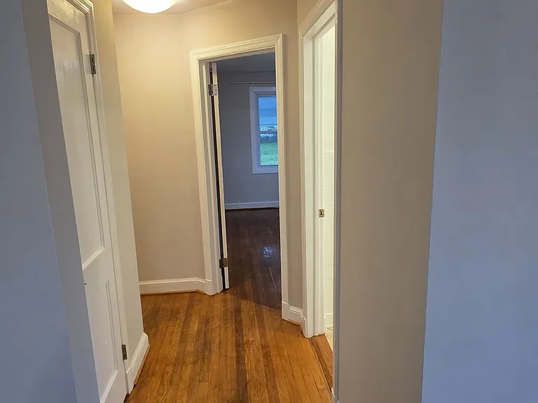 4915 Macon Rd — Photo 8