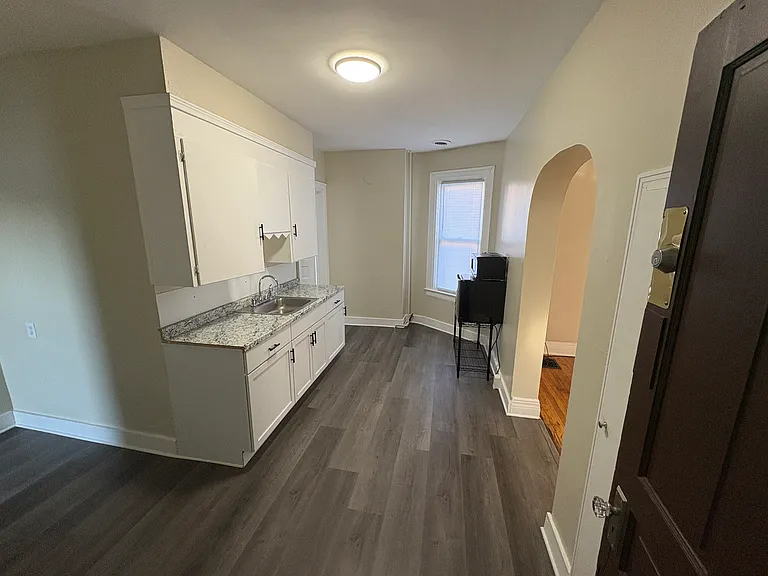 Kitchen Left View