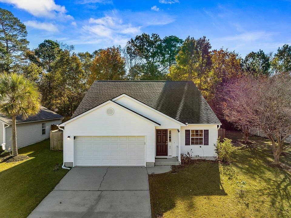 1st image of 66 Creek Bend Dr