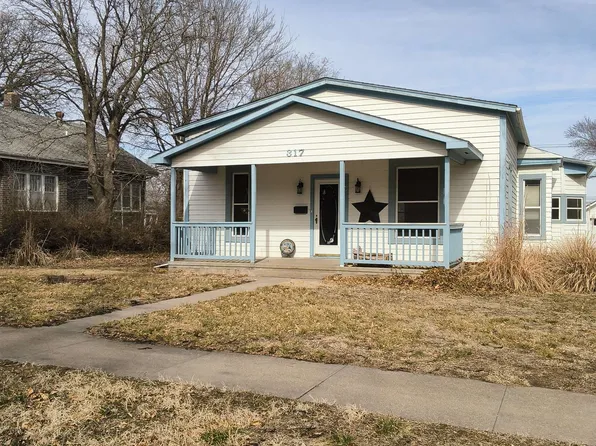 317 W 8th St, Concordia, KS 66901