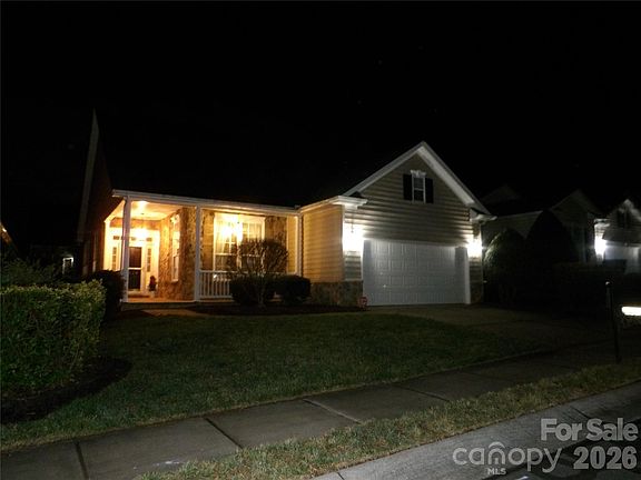 3rd image of 2320 Jade Ln