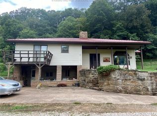 831 Jessie Run Rd, Ravenswood, WV 26164