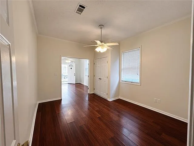 2 bed, 1.0 bath, 900 sqft, $1,550 — Photo 4