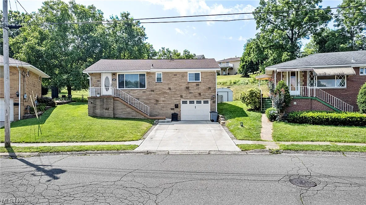 191 Denese Dr photo 1