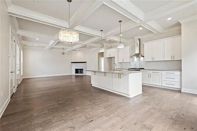 4025 Monarch Ln — Photo 7