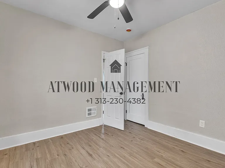 8193 Traverse St — Photo 7