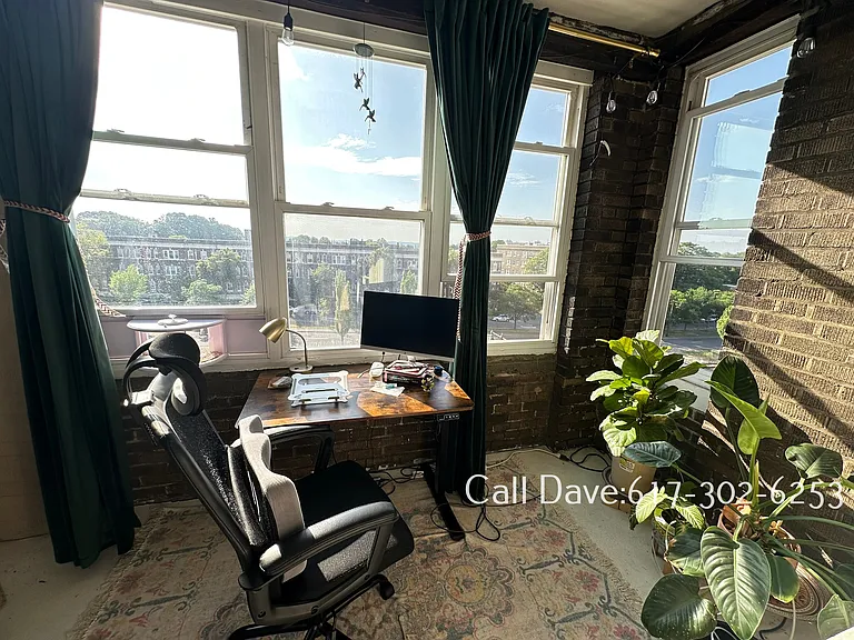 1638 Commonwealth Ave #8 — Photo 2