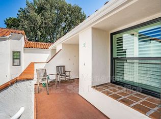 16110 Avenida Venusto APT 5, San Diego, CA 92128