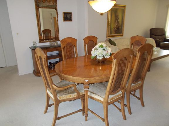 4th image of 59 Westport Dr