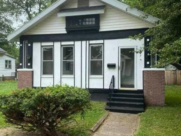 717 Covert Ave