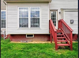 2935 Stratford Way, Willoughby Hills, OH 44092