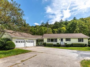 1328 E Arlington Rd, Arlington, VT 05250