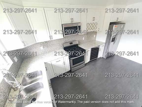 4th image of 14355 Burbank Blvd APT 11