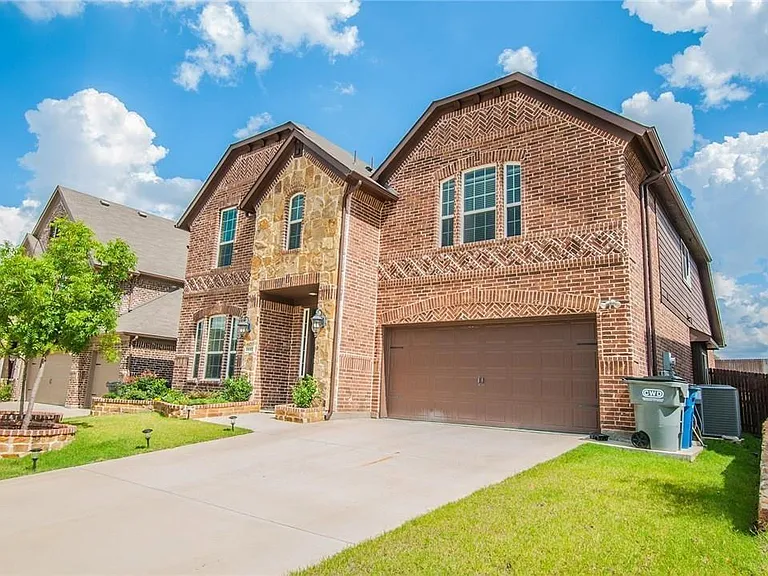 2440 Kingsgate Dr — Photo 22