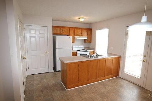 2nd image of 104 Abcd Mason St