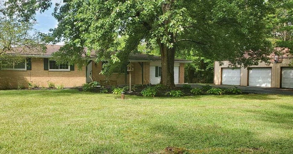 1st image of 8743 Oak Dr