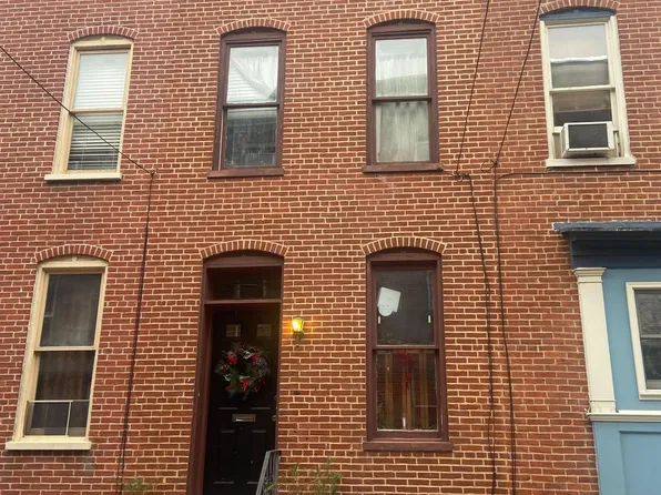 1627 Susquehanna St, Harrisburg, PA 17102