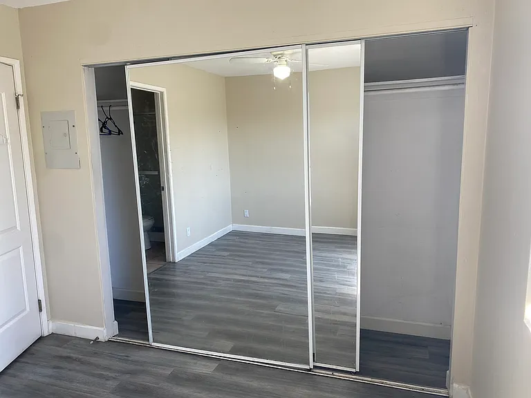 646 Nebraska Ave #8 — Photo 11