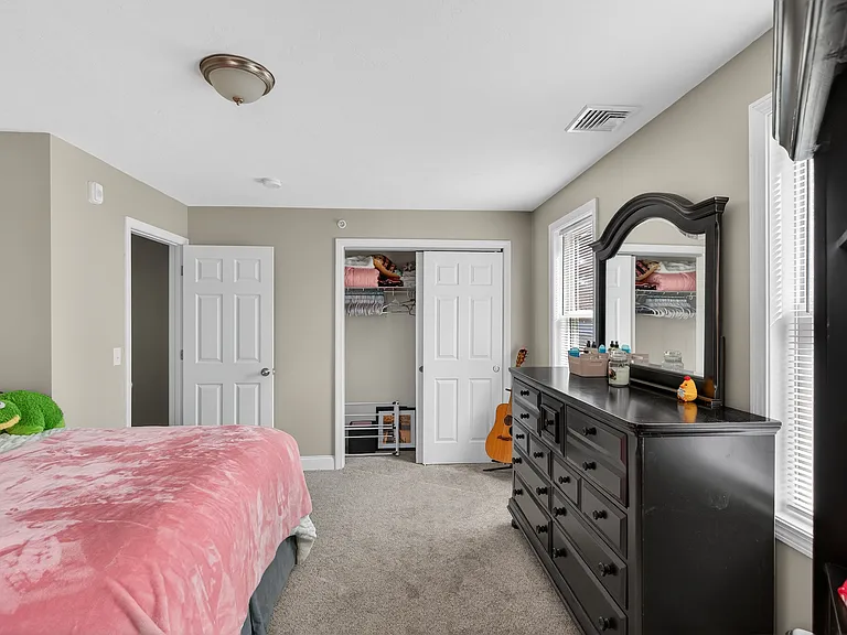 5 Twin Ponds Dr #8 — Photo 14