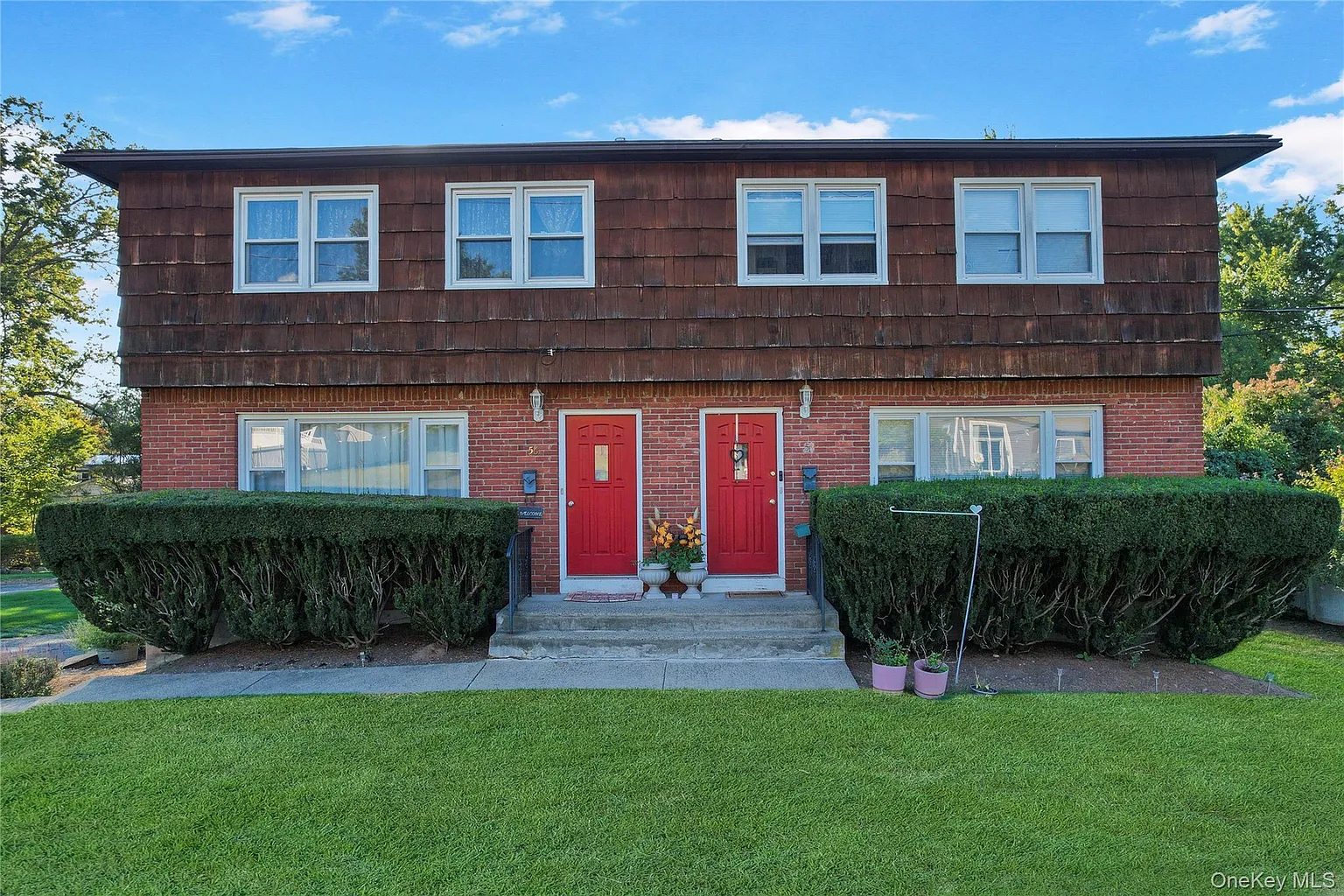 54-56 S Grant Avenue photo 1