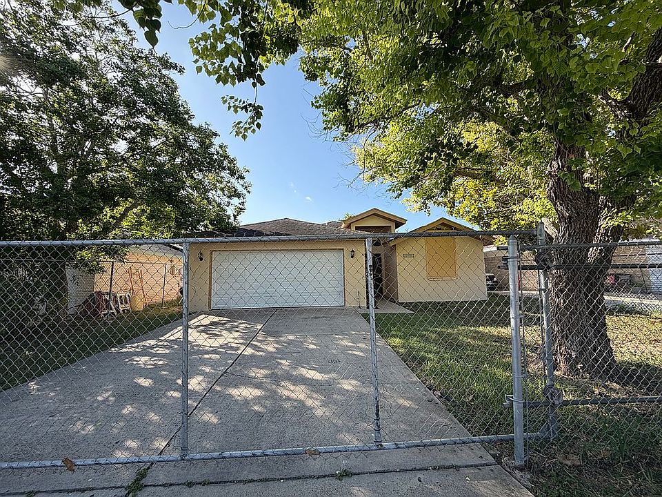 1st image of 646 Saint Thomas Dr
