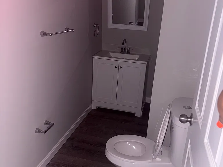 46 Linden St #3 — Photo 3