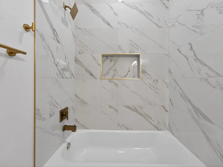 1301 Townsend Ave #3 — Photo 17