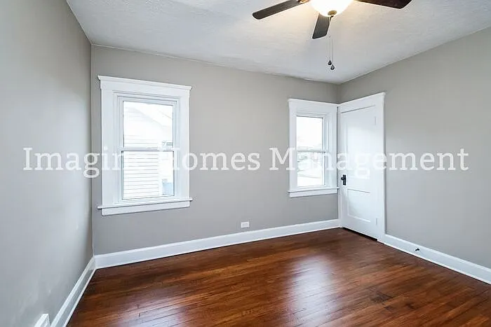 2178 Glenbury Ave — Photo 11