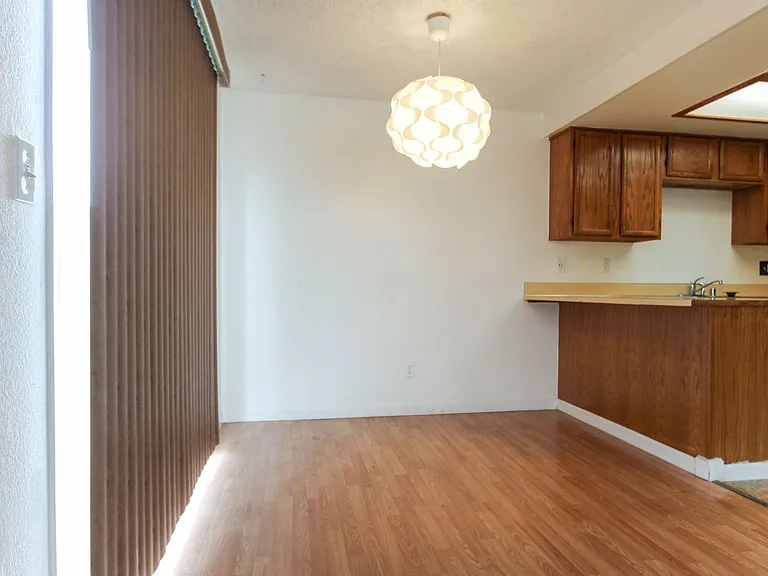 2019 C St SE — Photo 5