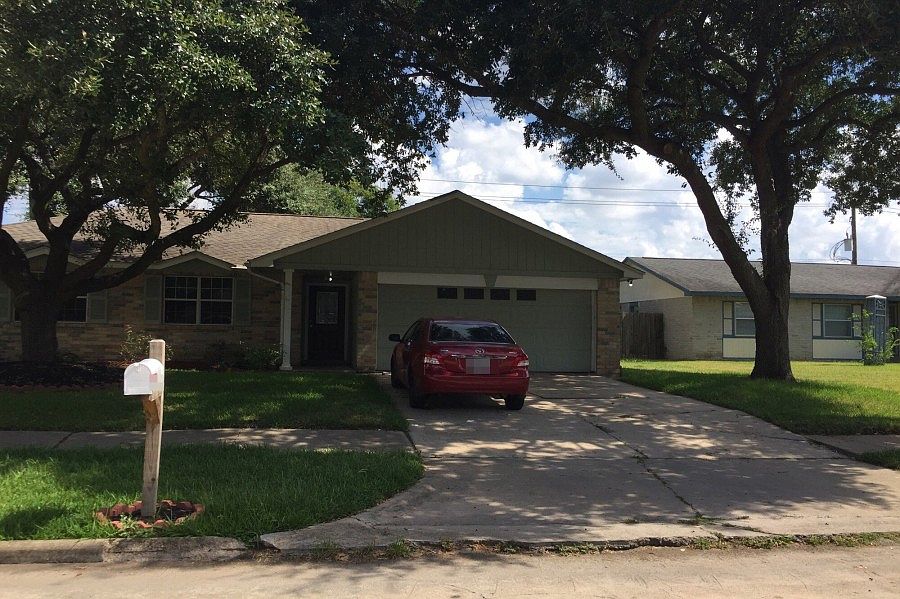 1st image of 13934 Towne Way Dr