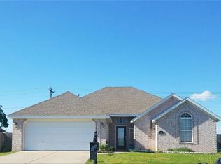 105 W Necessary Dr, Rogers, AR 72758