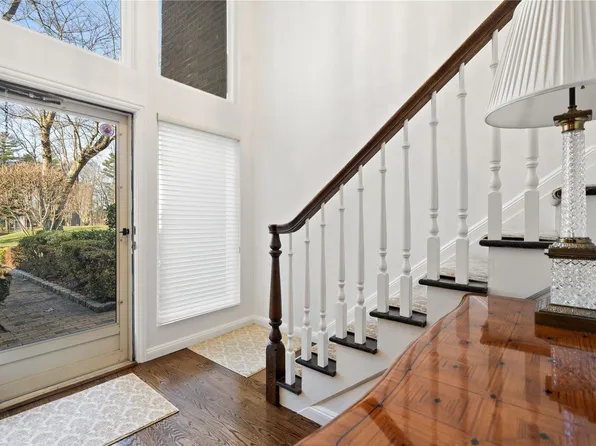 64 Foxwood Drive #64, Jericho, NY 11753