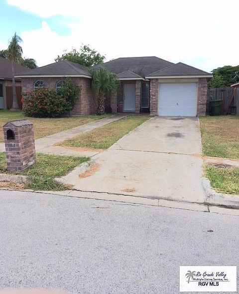 1st image of 2704 Malta St