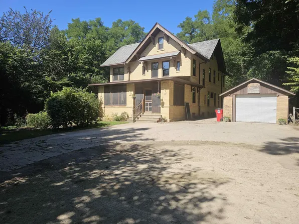1102 Mill St, Clermont, IA 52135