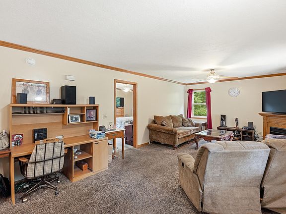 3rd image of 16291 24th Ave