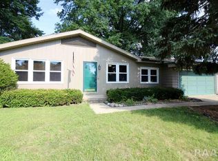 6112 N Knollaire Dr, Peoria, IL 61614