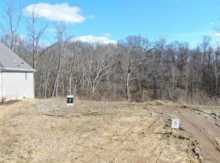 6971 Shadow Ridge Rd, Cincinnati, OH 45230