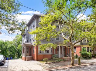 378 Benefit St #2F, Providence, RI 02903