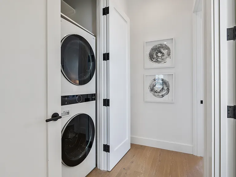 1502 Golden Gate Ave — Photo 16
