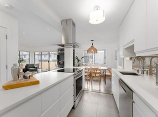 127 E 4th St #103, North Vancouver, BC V7L 1H7